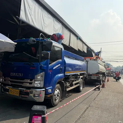 ภาพหน้างานจริงทีม KRJ Services ดูดเลนล้างบ่อบำบัดในโรงงาน 4